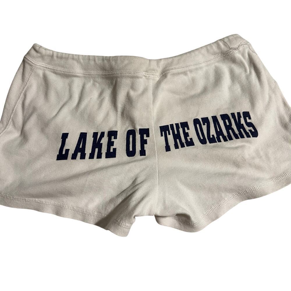 Y2k lake of the day ozarks shorts sz m